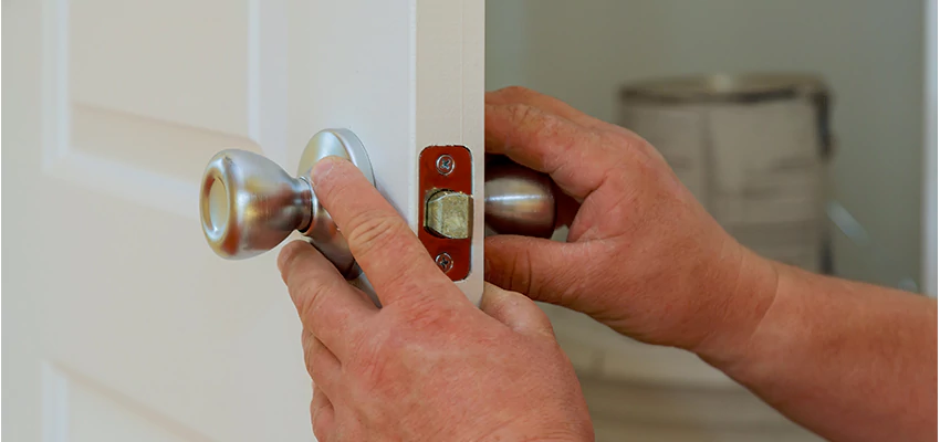 AAA Locksmiths For lock Replacement in Selma, California