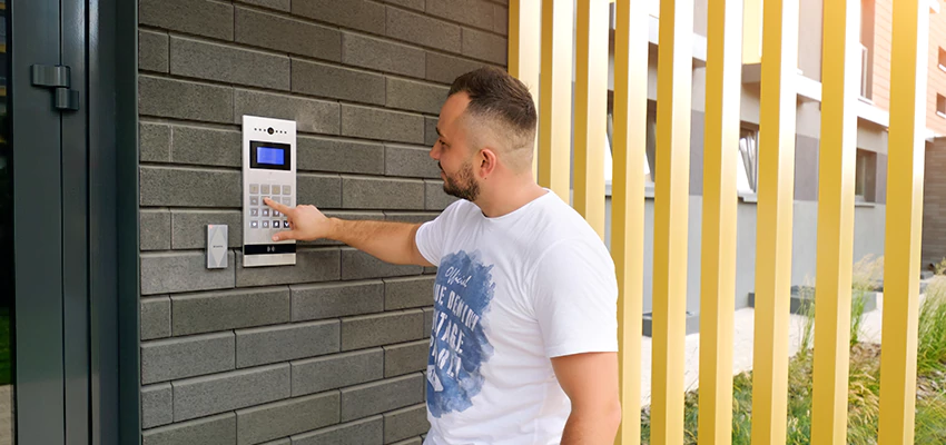 Locksmith Company For Smart Lock System Installation in Selma, California